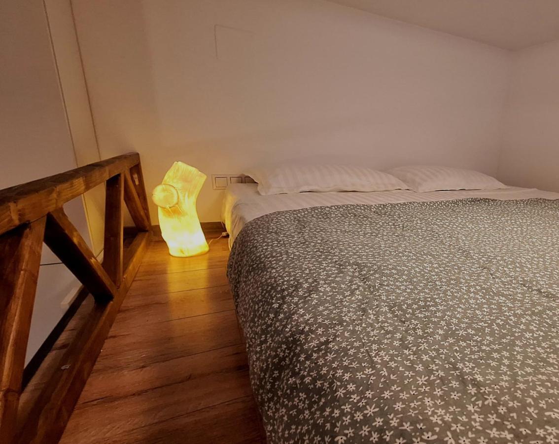 Swanhome - Central Apartment Cluj-Napoca Eksteriør billede